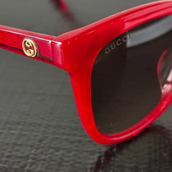 Gucci Women's Sunglasses in Vibrant Red - Picture 3 of 6